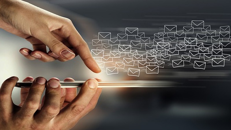 Průzkum Acronis hlásí 293% nárůst e-mailových útoků